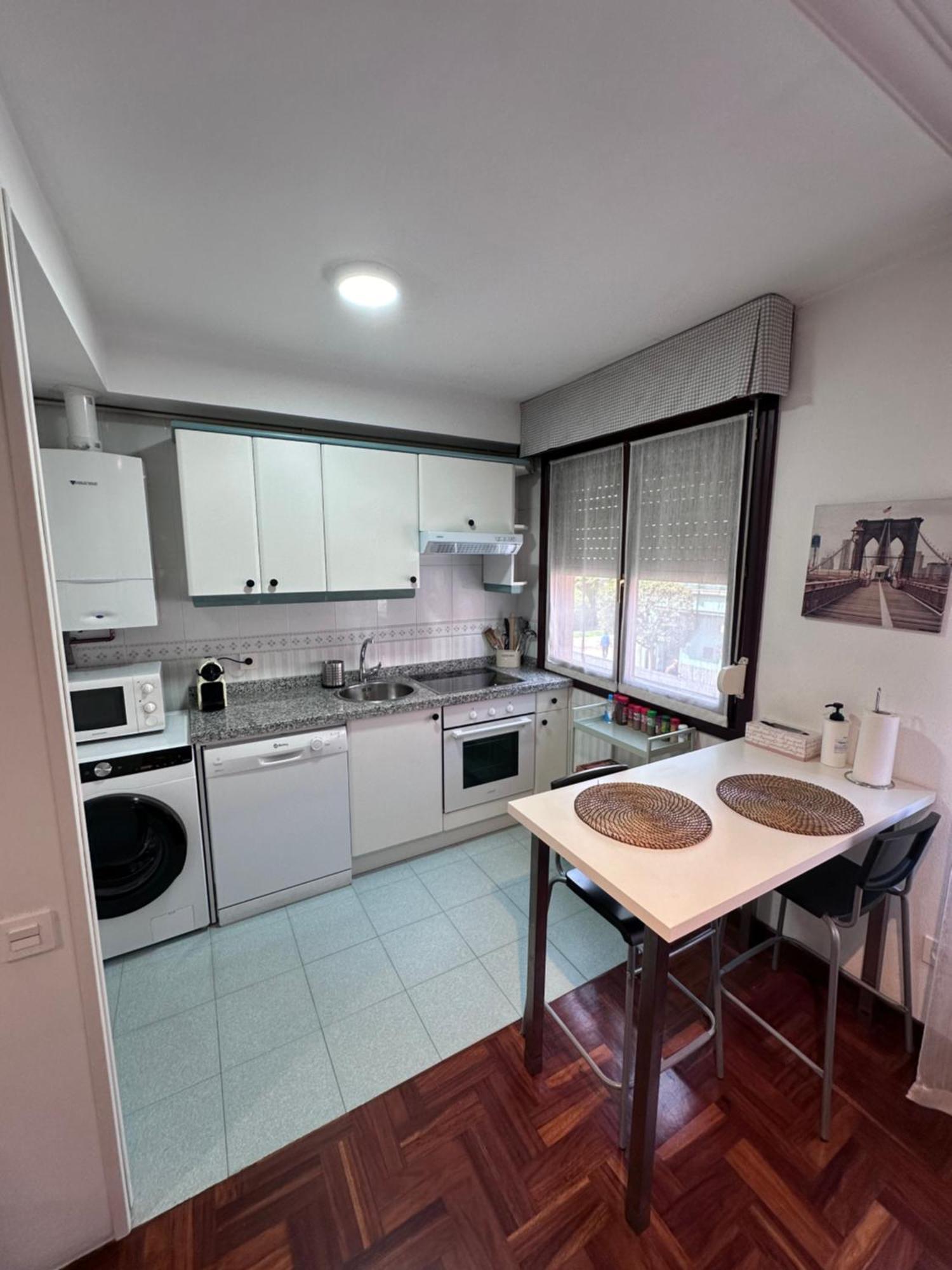 Apartamento centro y playa de Gijón Exterior foto